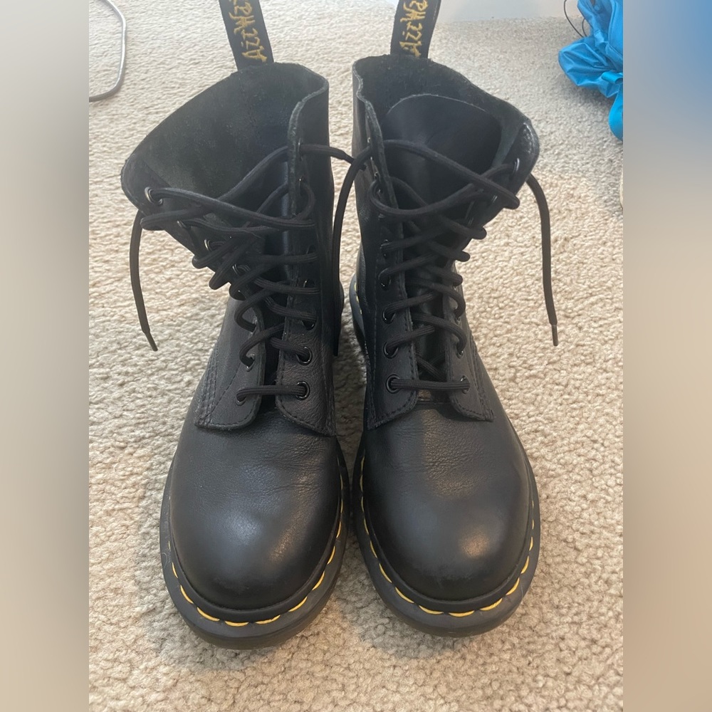 Dr. Martens Pascal womens boot 7